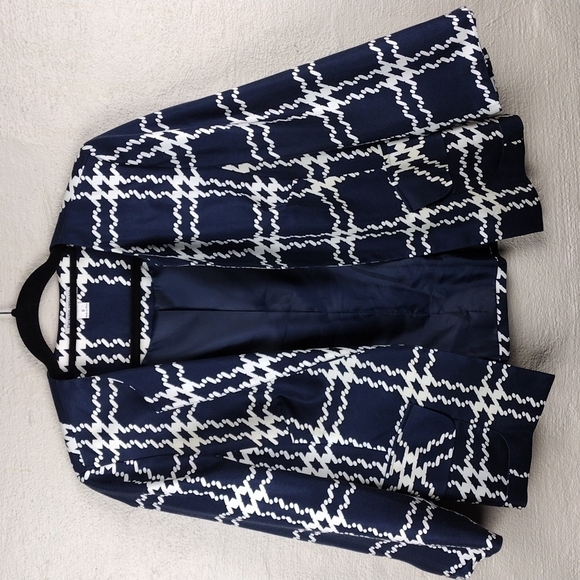 Pendleton Navy Blue 100% Silk Collarless  Elbow Length Sleeve Open Front Blazer - Picture 13 of 13